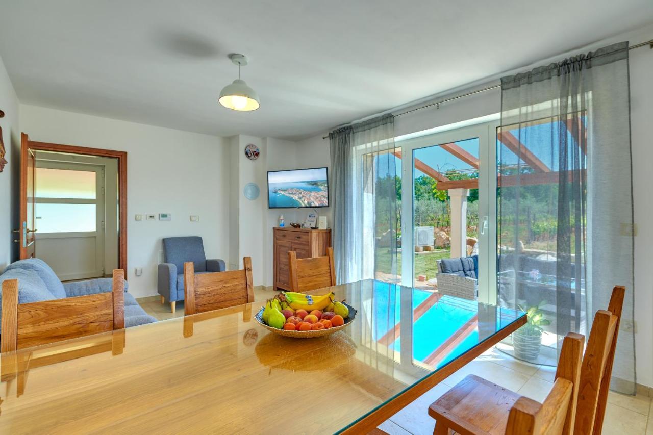 Relax House Surrounded By Olives And Vineyard Villa Stifanici Exterior photo